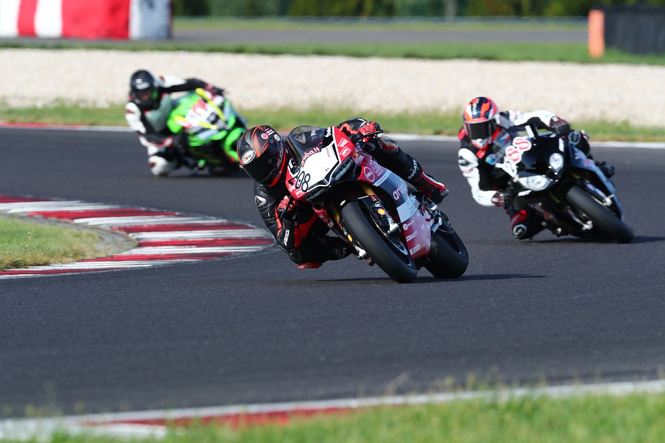 MotoGP: Spänning och hastighet i världens tuffaste motorcykeltävlingar