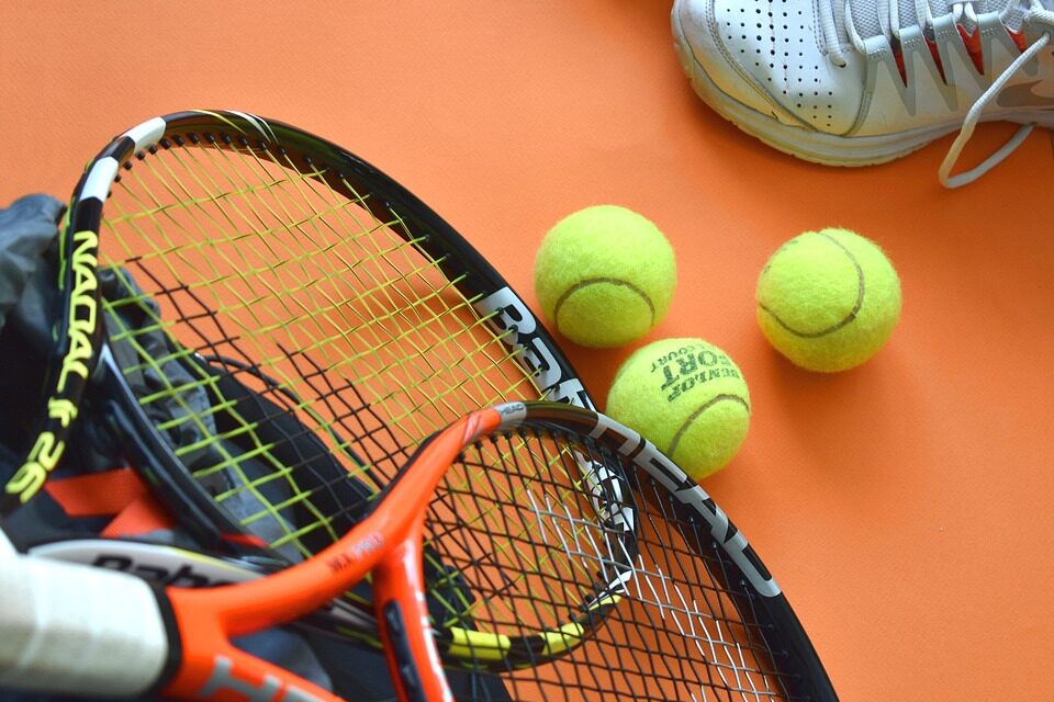 Utrustning för tennis: Allt du behöver veta