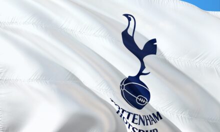 Allt du behöver veta om Tottenham Hotspur: En resa genom klubbens historia, framgångar, ikoniska spelare och tränare